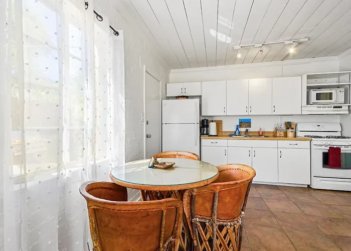 Casita Laguna - Blenman Elm Casita With Private Yard And Parking