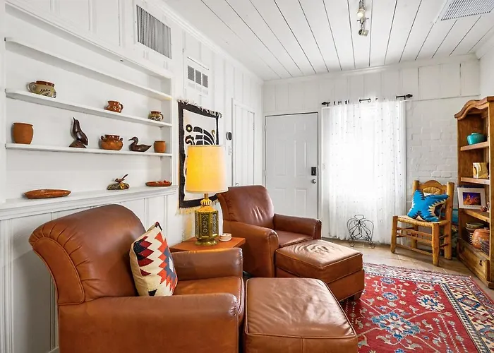 Casita Laguna - Blenman Elm Casita With Private Yard And Parking