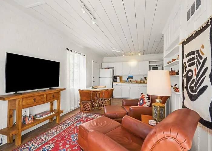 Сasa de vacaciones Casita Laguna - Blenman Elm Casita With Private Yard And Parking *
