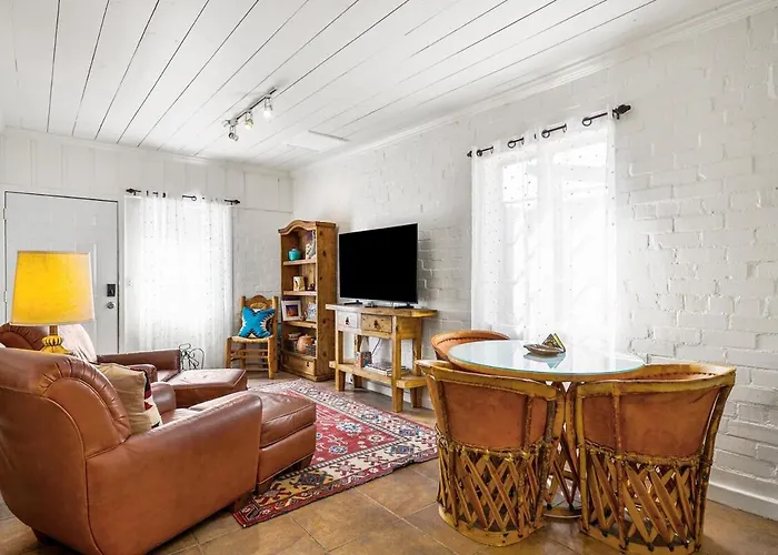 Casita Laguna - Blenman Elm Casita With Private Yard And Parking